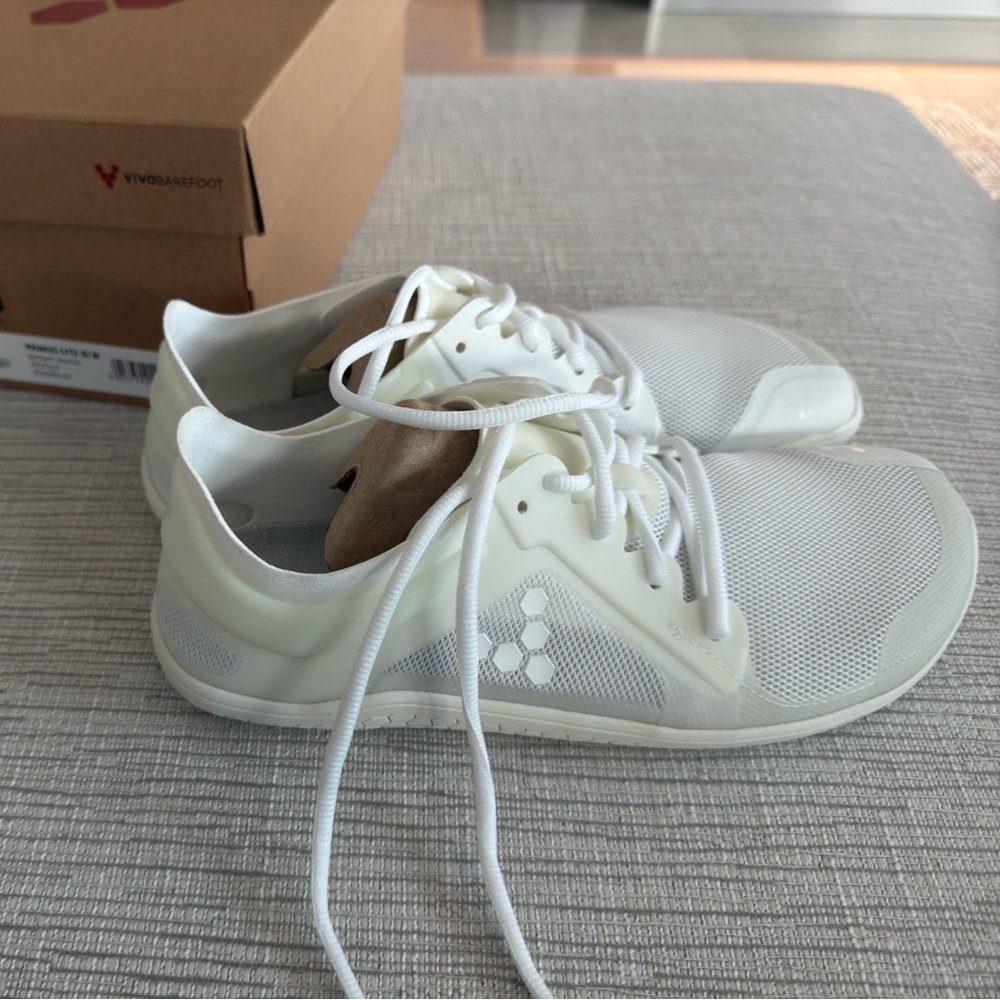 Vivo Barefoot Primus Lite III Size 9 (42) White
